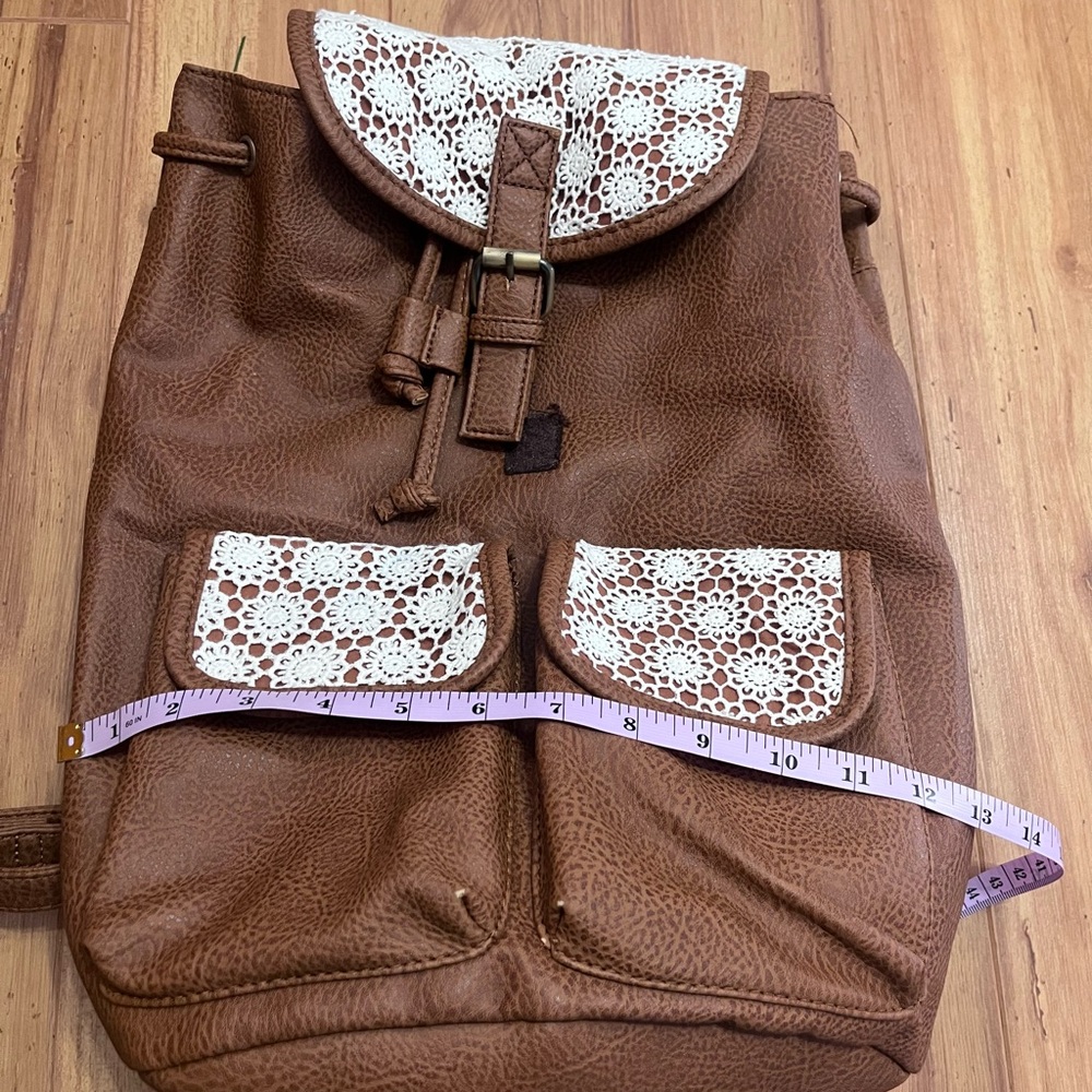 Boho Look faux leather Backpack - Picture 5 of 7